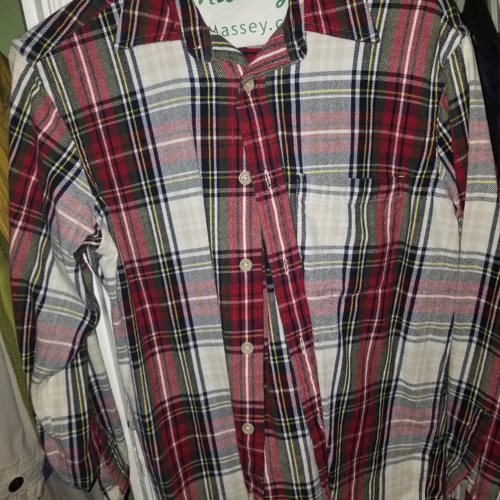 Women's flannel shirt